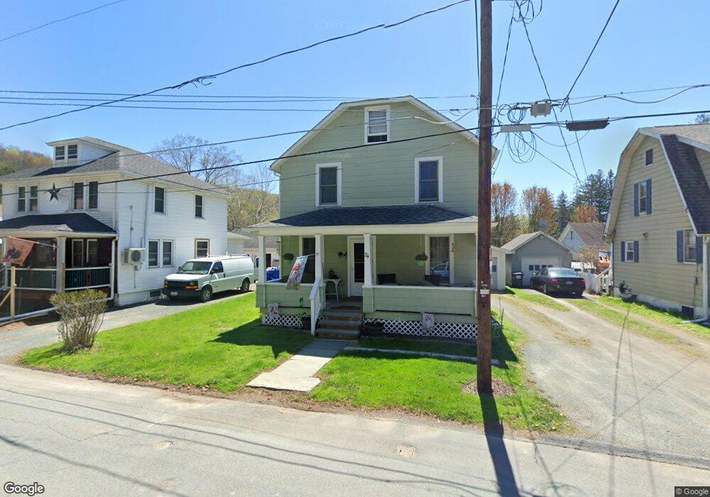 24 Stanton St, Honesdale, PA 18431 - photo 1