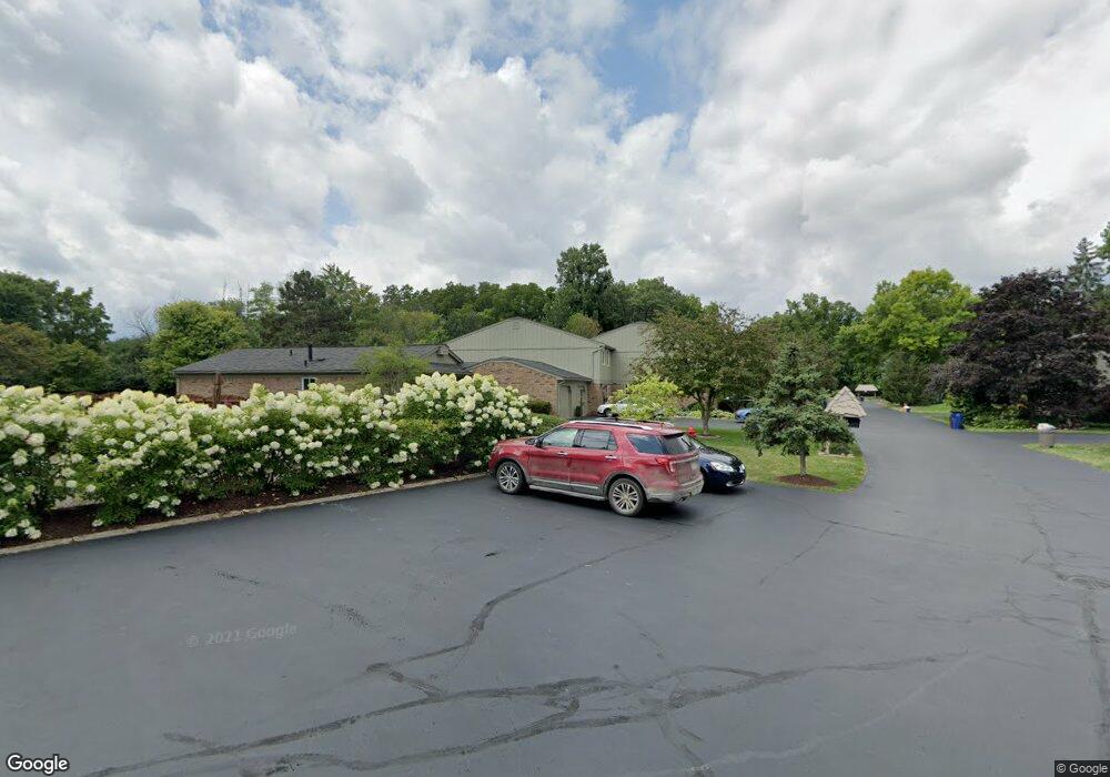 1191 Rolling Acres Dr unit 3, Bloomfield Hills, MI 48302 - photo 1