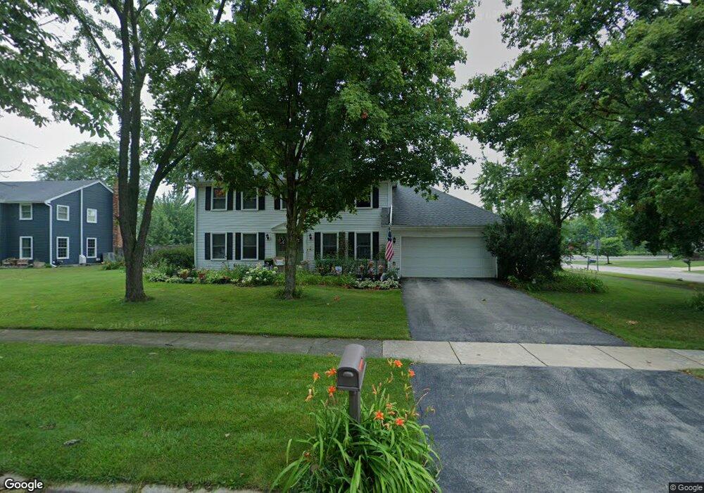 915 Chattanooga Ct, Naperville, IL 60540 - photo 1