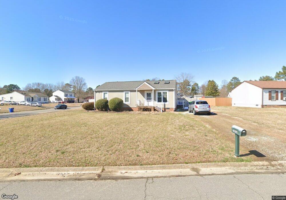 7472 Grapeleaf Dr, North Chesterfield, VA 23234 - photo 1