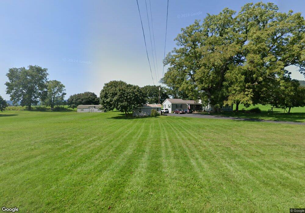 1813 Gillan Dr, Saint Thomas, PA 17252 - photo 1