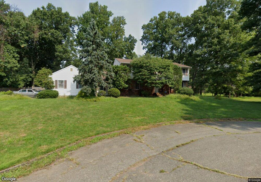 8 Abbott Ct, Edison, NJ 08820 - photo 1