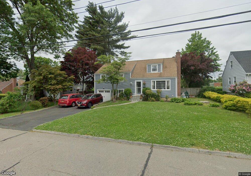 5 Tower Hill Dr, Port Chester, NY 10573 - photo 1