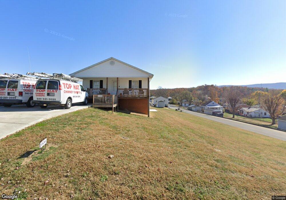 1504 Allison Ave, Waynesboro, VA 22980 - photo 1