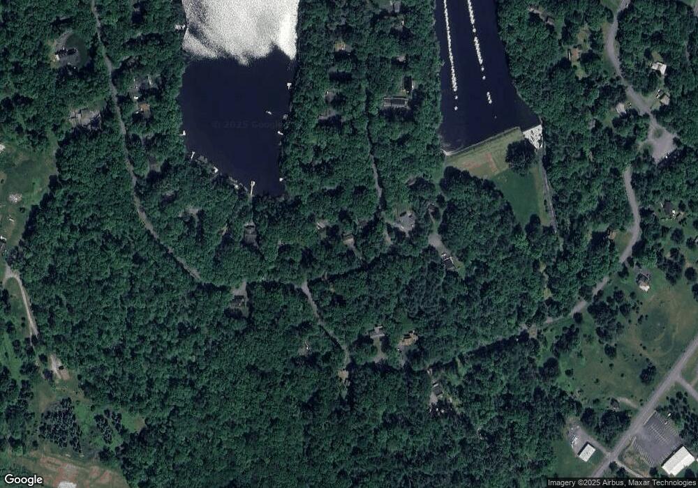 104 Hemlock Point Ct, Hawley, PA 18428 - photo 1