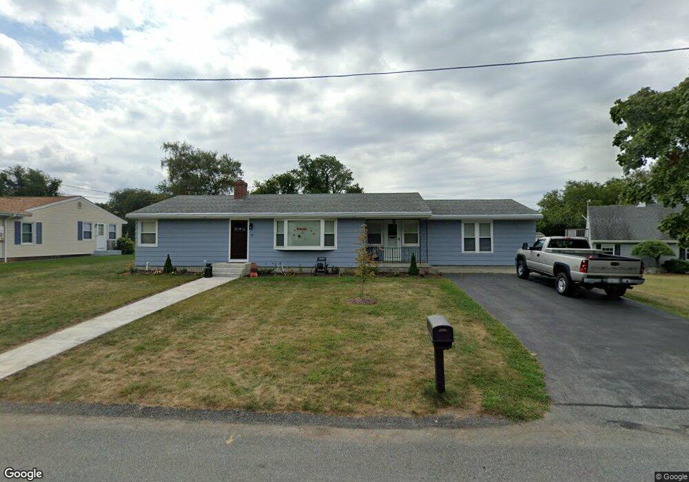 82 Picard Ct, Swansea, MA 02777 - photo 1