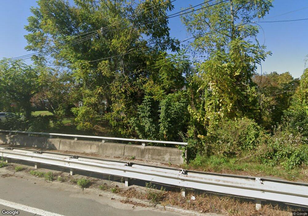 632 Chickering Rd, North Andover, MA 01845 - photo 1