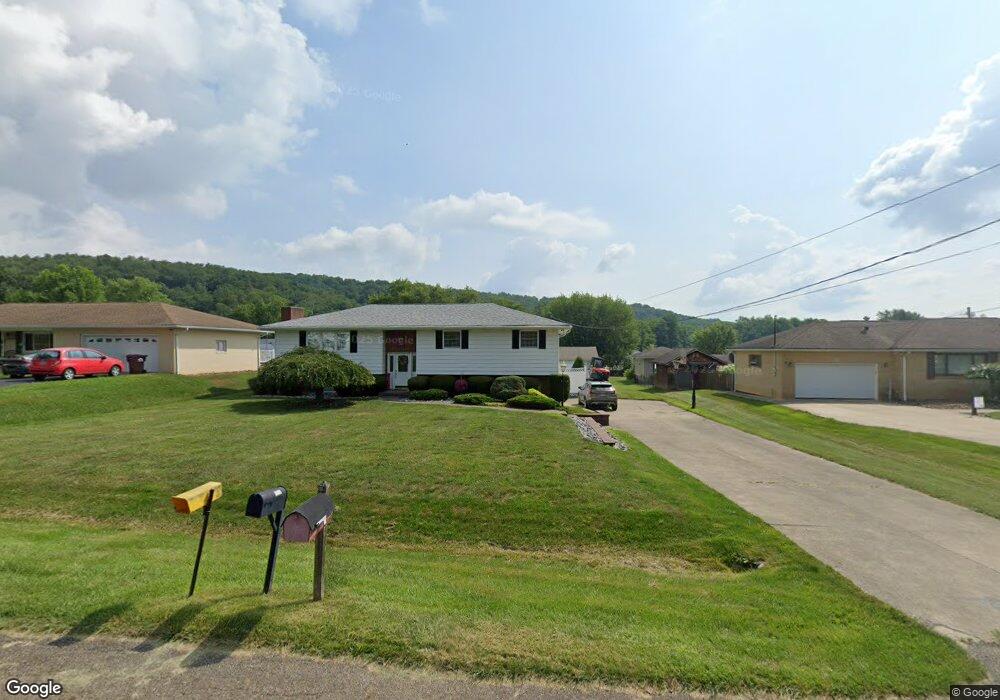 1315 Florence Dr, Wellsville, OH 43968 - photo 1