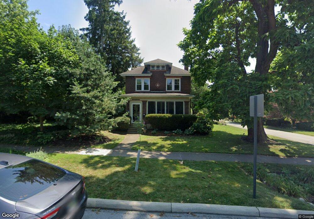 135 Acton Rd, Columbus, OH 43214 - photo 1