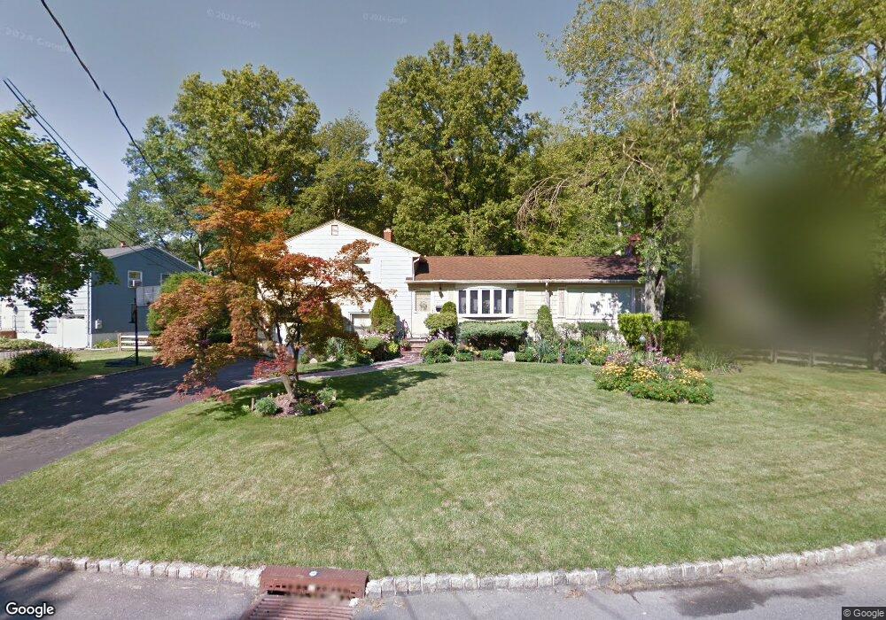 15 Bonnyview Dr, Livingston, NJ 07039 - photo 1