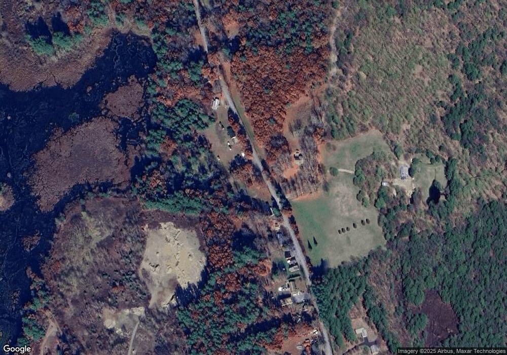 713 Plain Rd, Hinsdale, NH 03451 - photo 1