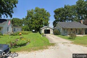 319 E Olive St, Hardin, MO 64035