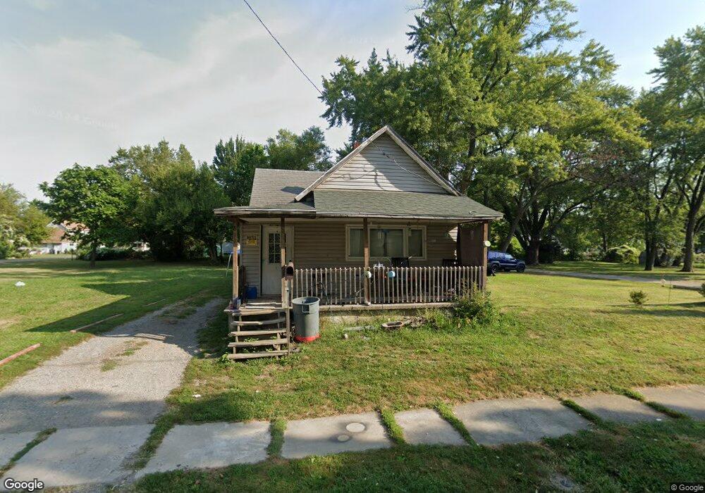 811 Holmes Ave, Lima, OH 45804 - photo 1