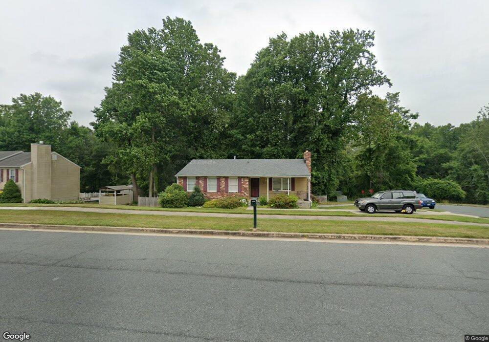 9426 Gunview Rd, Nottingham, MD 21236 - photo 1