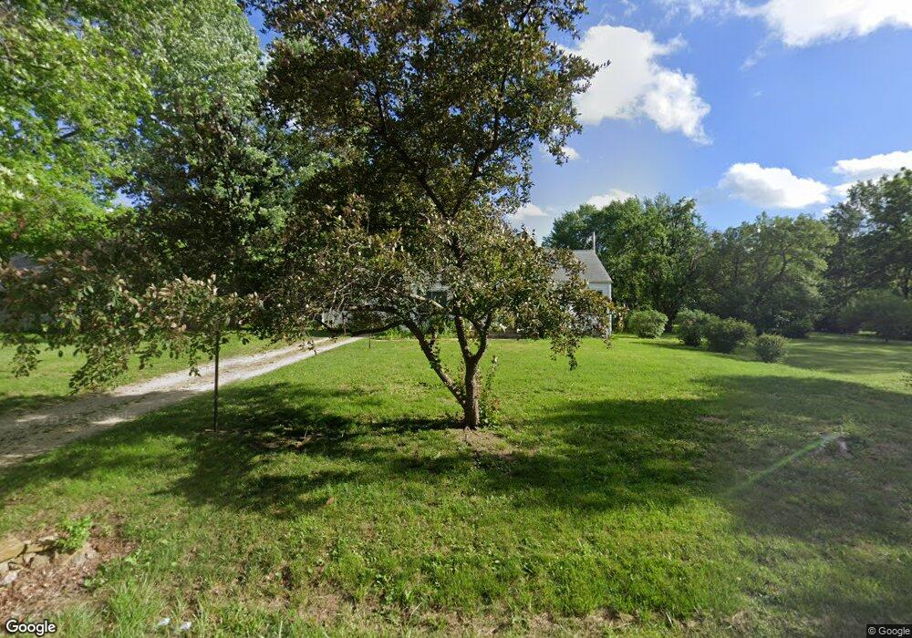 1839 SW 33rd St, Topeka, KS 66611 - photo 1