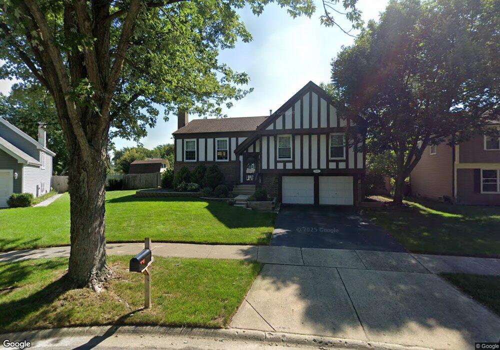 2141 Saber Ct, Naperville, IL 60565 - photo 1