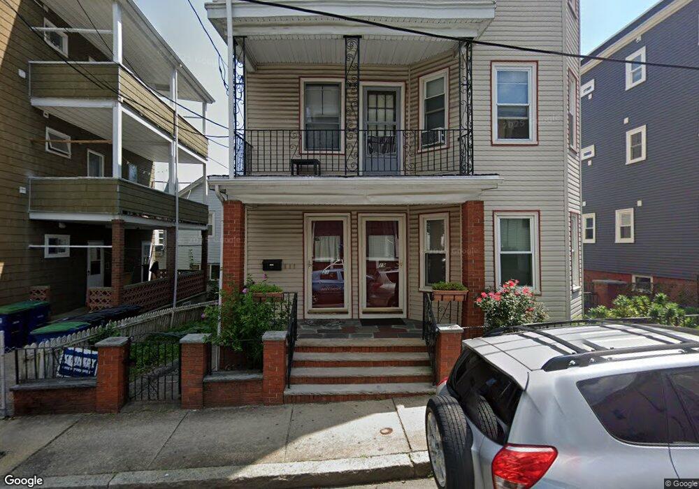 19 Langmaid Ave, Somerville, MA 02145 - photo 1