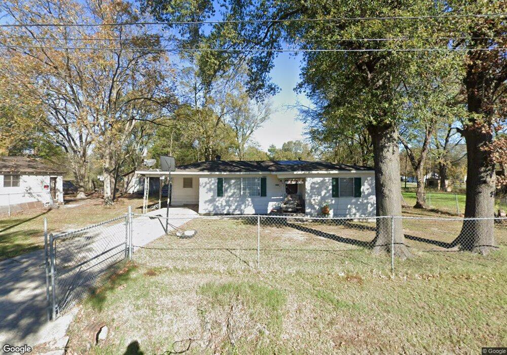 1007 E 1st St, Stuttgart, AR 72160 - photo 1