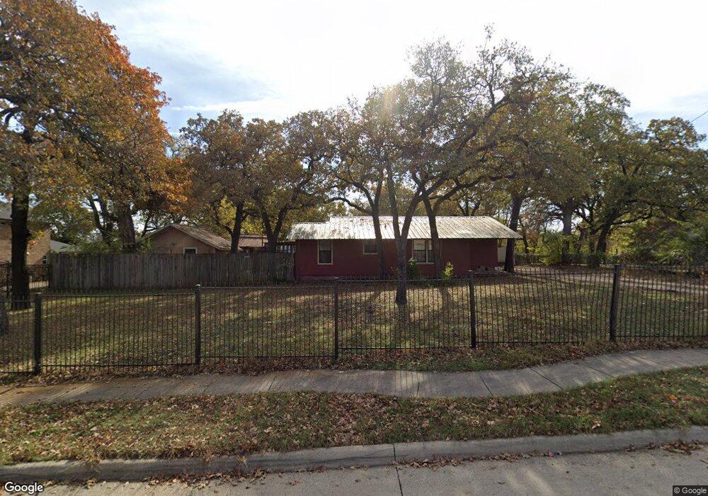 7936 Green Valley Dr, North Richland Hills, TX 76182 - photo 1