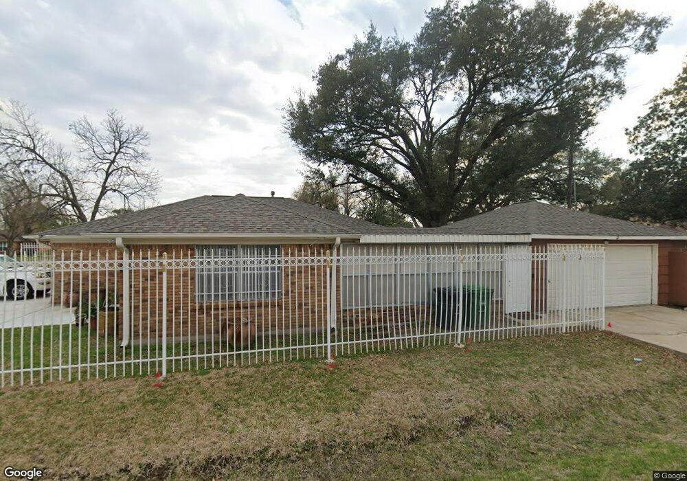 4515 Cetti St, Houston, TX 77009 - photo 1