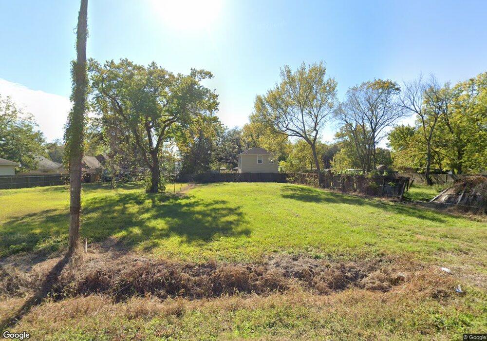 2015 Hampton St, Houston, TX 77088 - photo 1