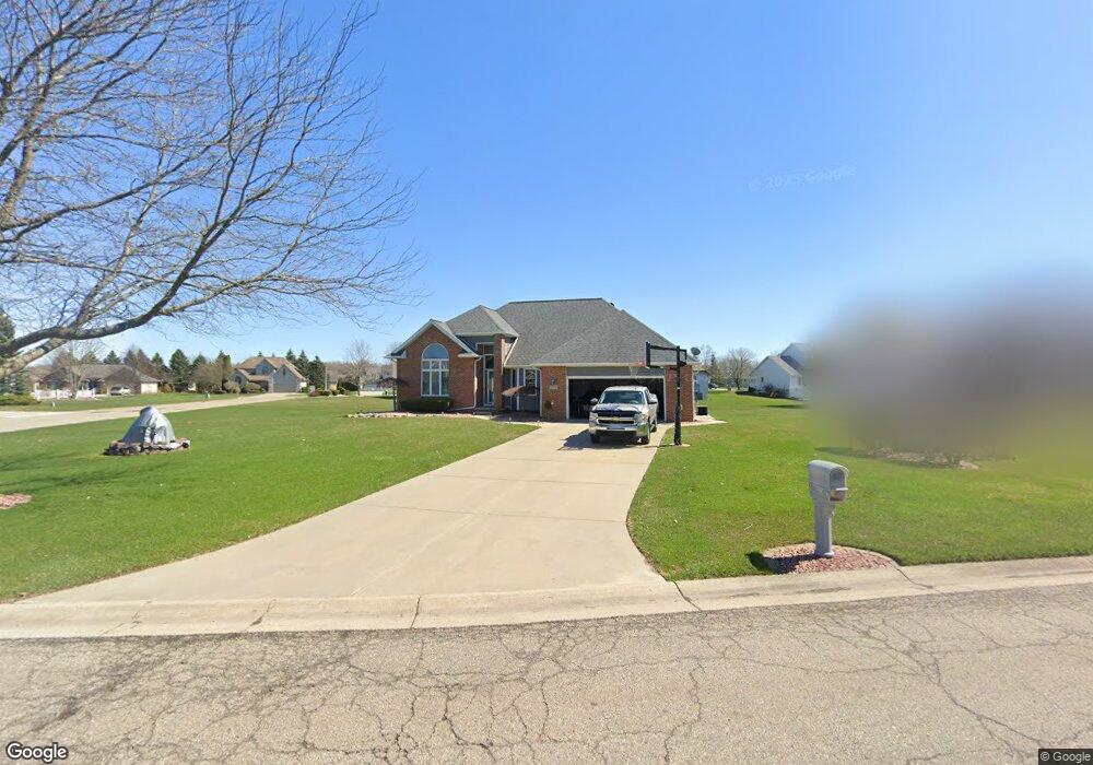 2374 Stonebrook Ct, Flushing, MI 48433 - photo 1