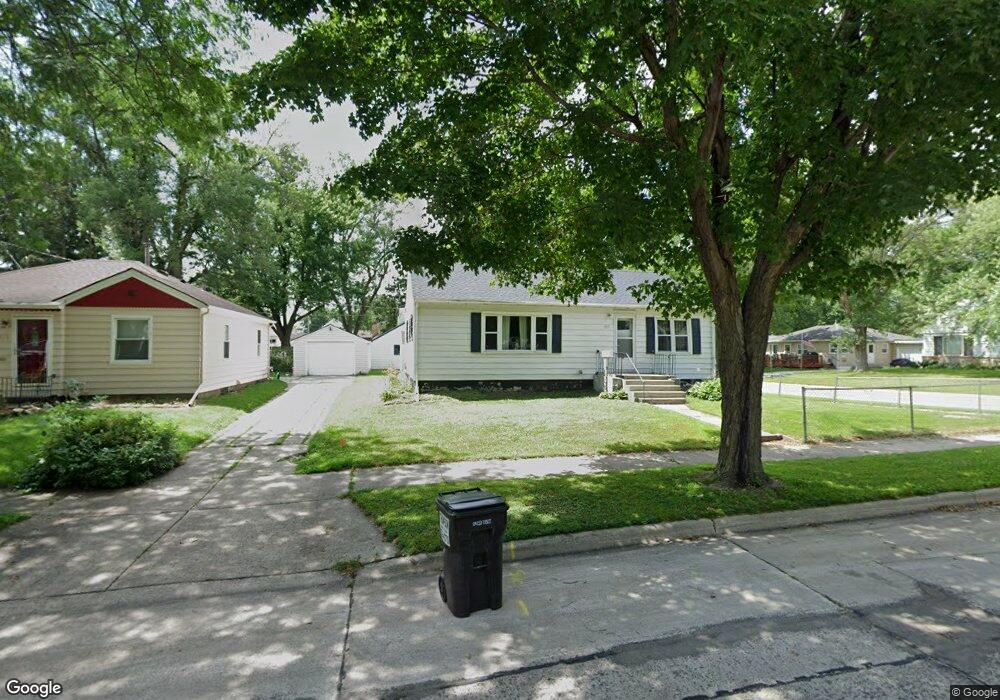 917 Valley Ave, Albert Lea, MN 56007 - photo 1