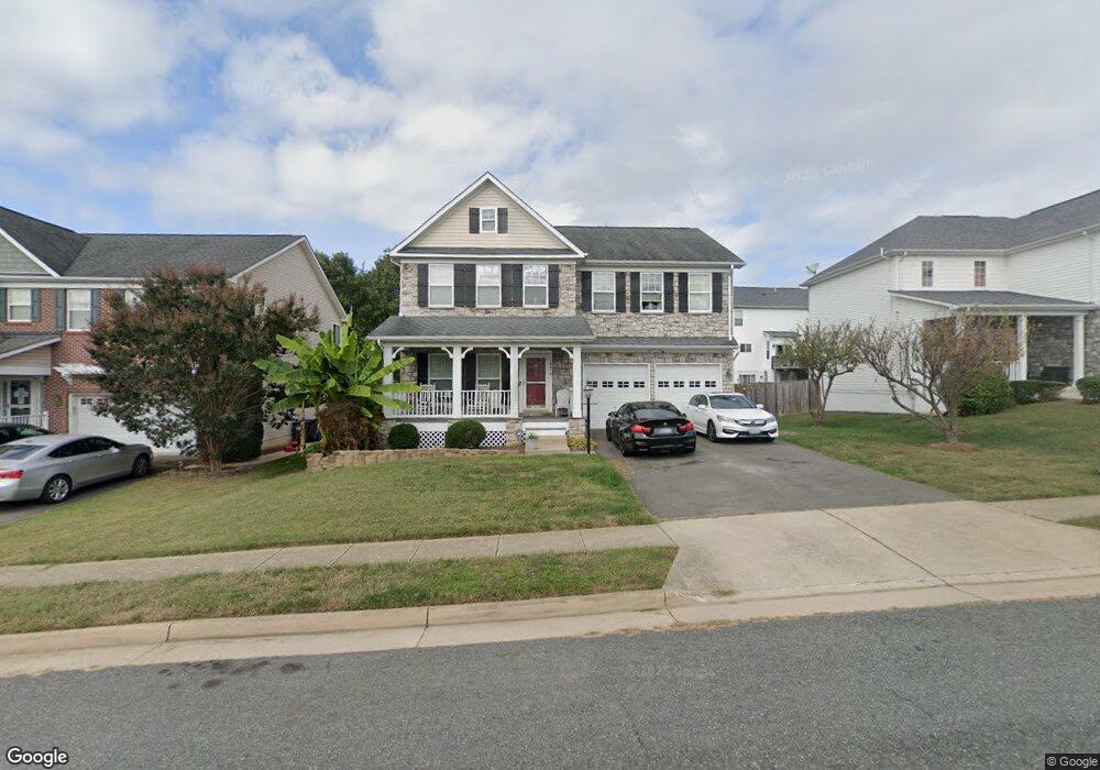 18478 Quantico Gateway Dr, Triangle, VA 22172 - photo 1