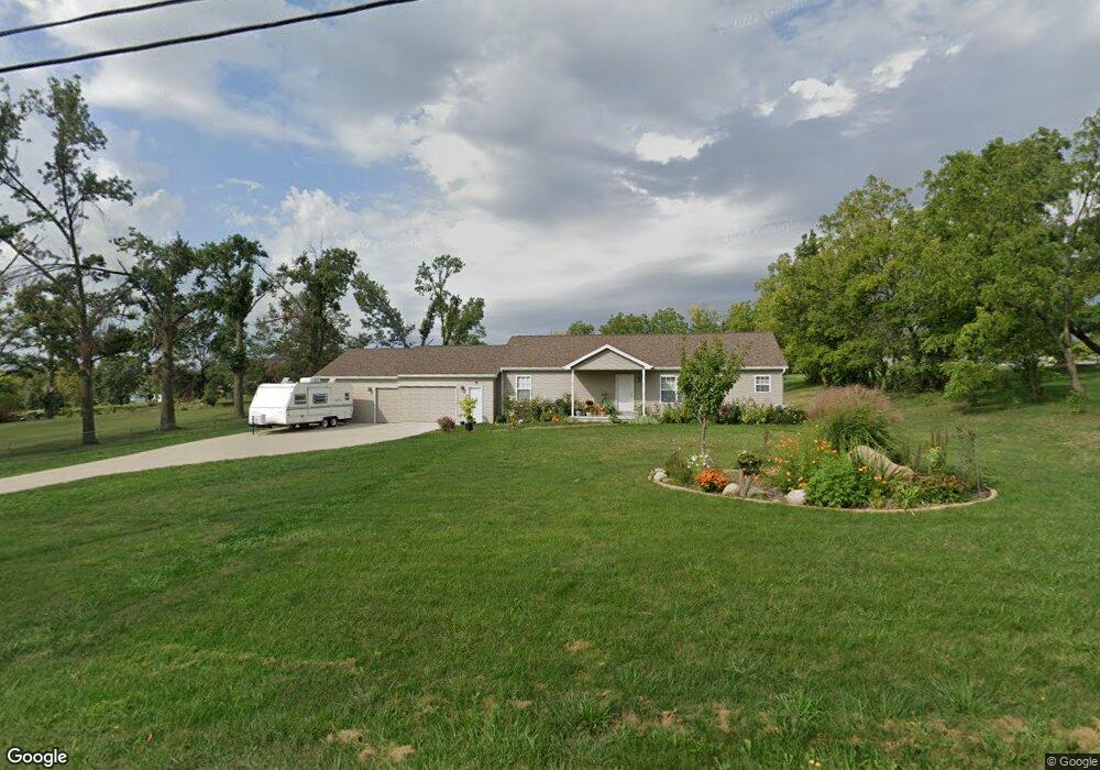 2550 27th St SW, Cedar Rapids, IA 52404 - photo 1