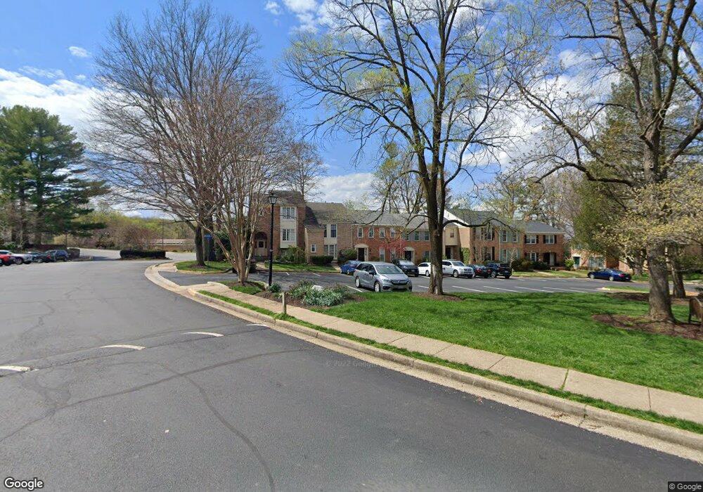 6684 Midhill Place, Falls Church, VA 22043 - photo 1