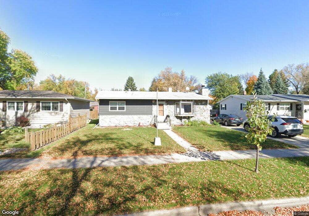 1514 Burke Dr, Grand Forks, ND 58201 - photo 1