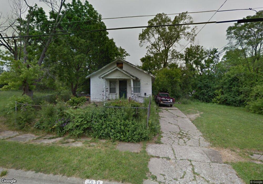 1033 E Ruth Ave, Flint, MI 48505 - photo 1