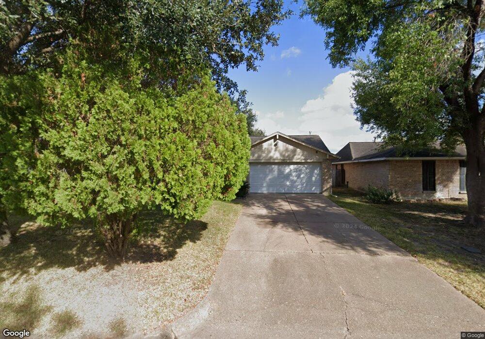 7922 Yellow Pine Dr, Houston, TX 77040 - photo 1