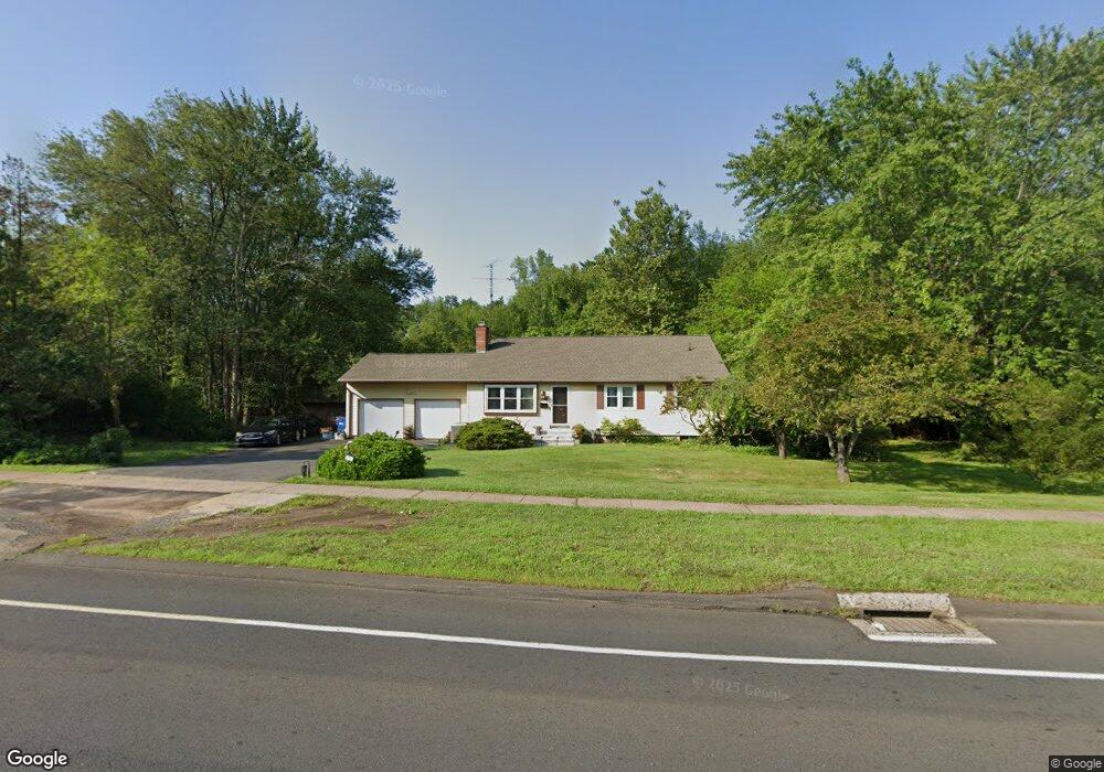 597 Bloomfield Ave, Windsor, CT 06095 - photo 1