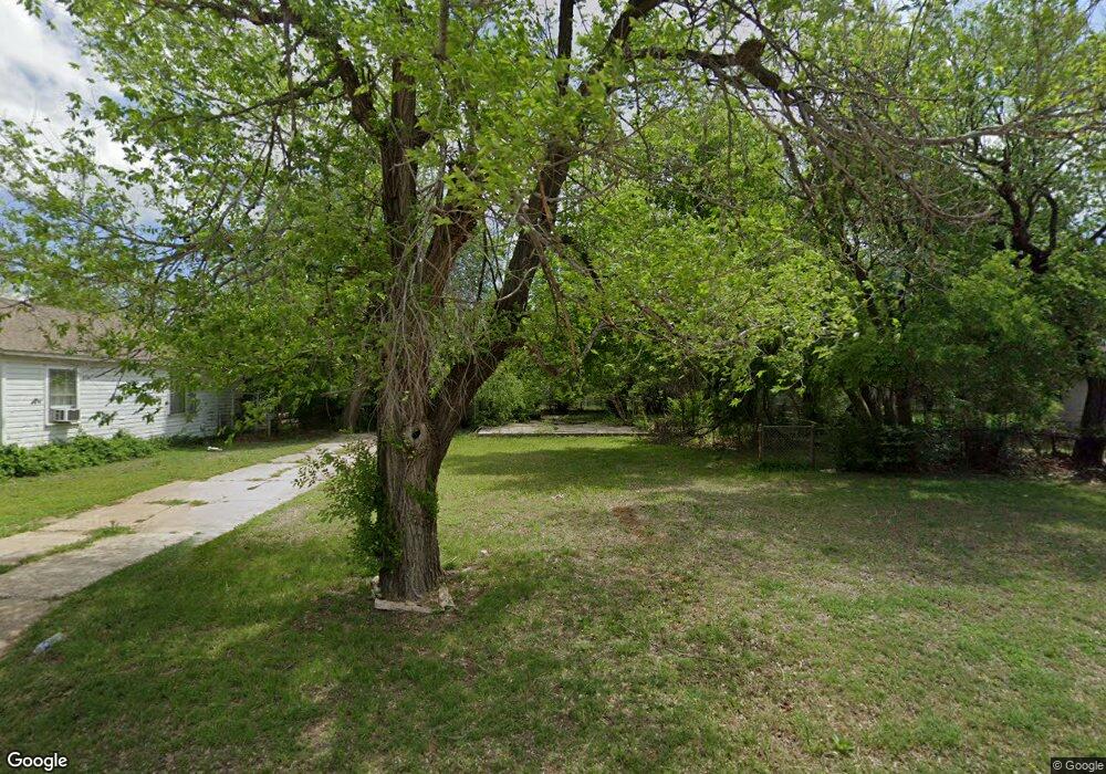 308 N 1st St, Duncan, OK 73533 - photo 1