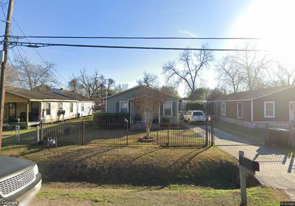 2822 Mierianne St, Houston, TX 77093 - photo 1