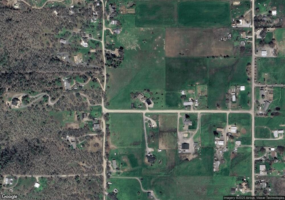 4728 Rising Glen Dr, Central Point, OR 97502 - photo 1