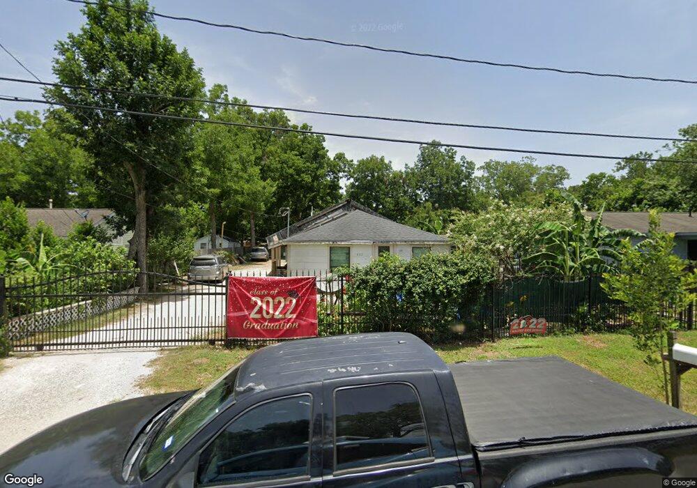902 Prosper St, Houston, TX 77088 - photo 1
