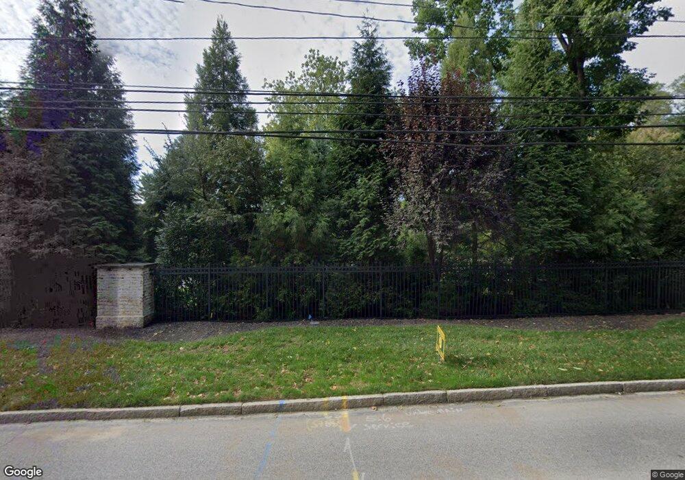 1036 N Spring Mill Rd, Villanova, PA 19085 - photo 1