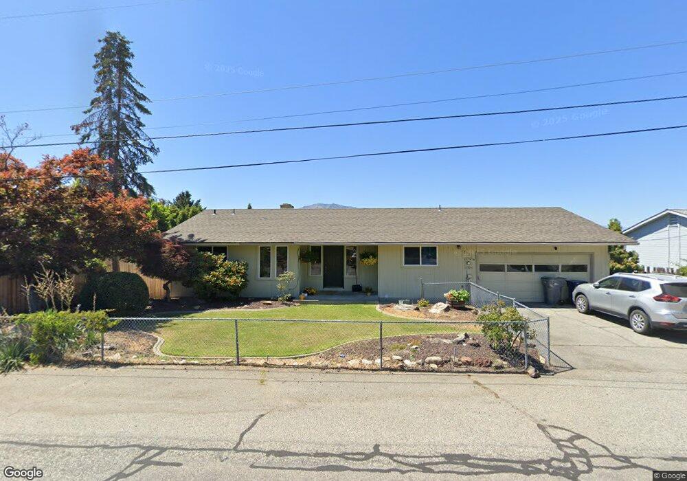 1722 N Aurora Ave, East Wenatchee, WA 98802 - photo 1