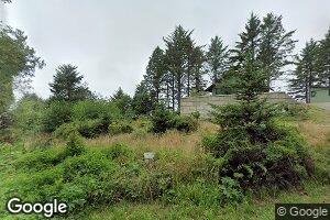 801W N Head Rd, Ilwaco, WA 98624
