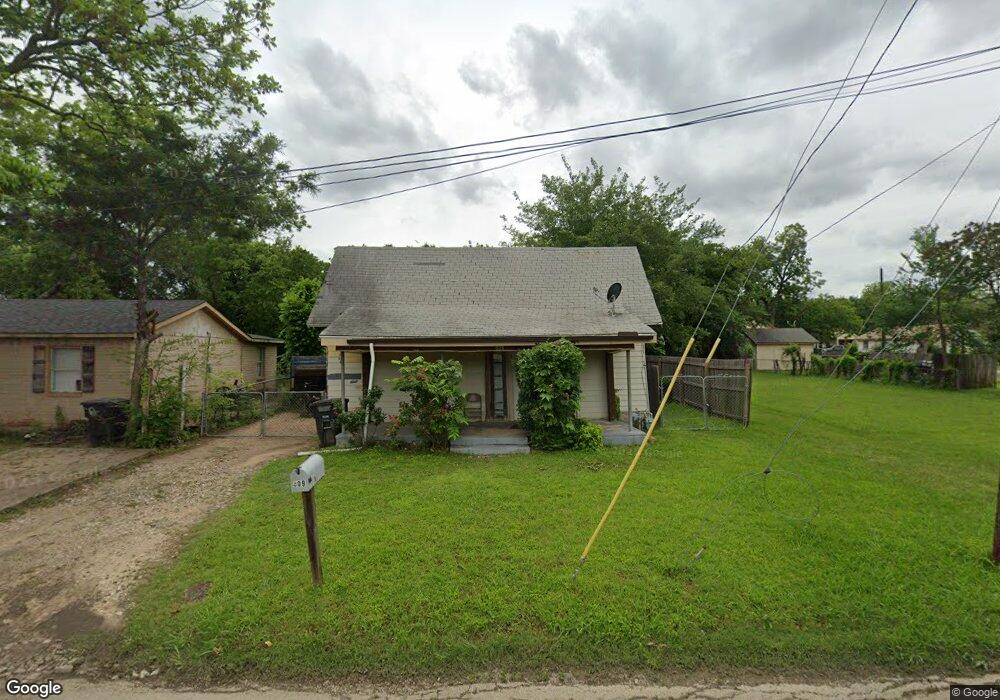 809 N Wilhite St, Cleburne, TX 76031 - photo 1