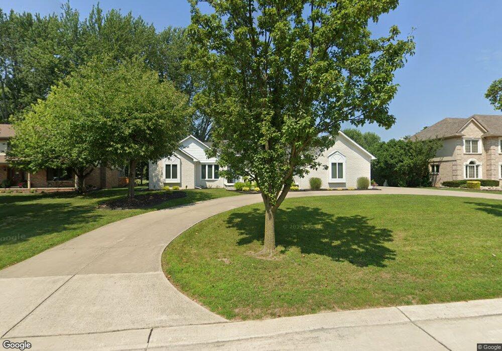8336 Lasalle Ct, Grosse Ile, MI 48138 - photo 1