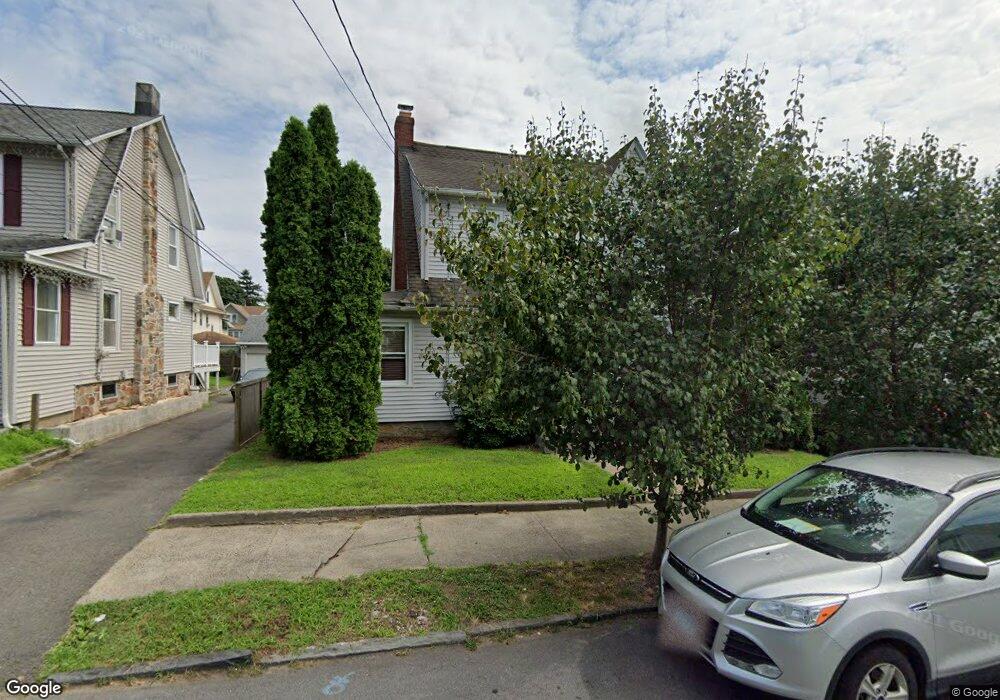 165 Manhattan Ave, Bridgeport, CT 06606 - photo 1