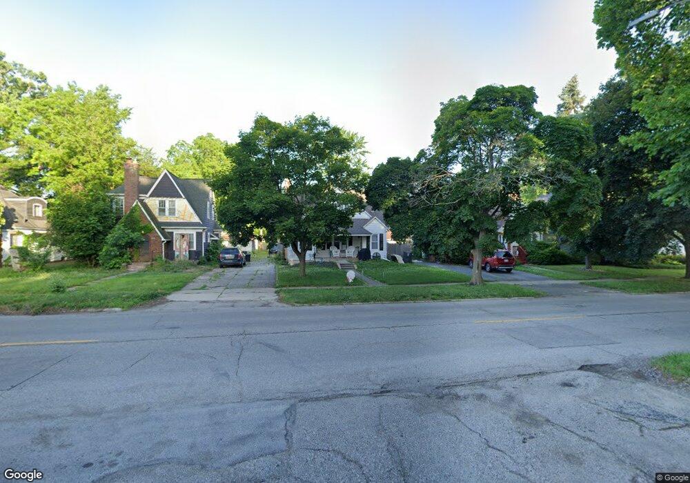 806 S Franklin Ave, Flint, MI 48503 - photo 1