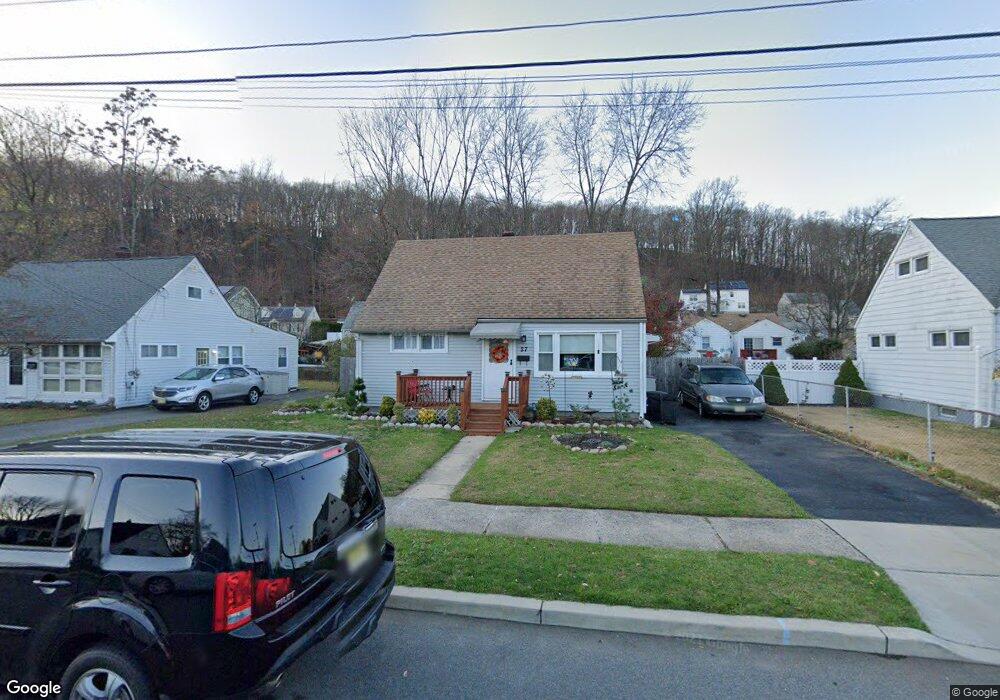 27 Kyle Dr, Dover, NJ 07801 - photo 1