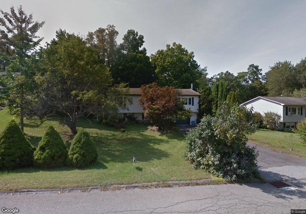 24 Bell Air Ln, Wappingers Falls, NY 12590 - photo 1