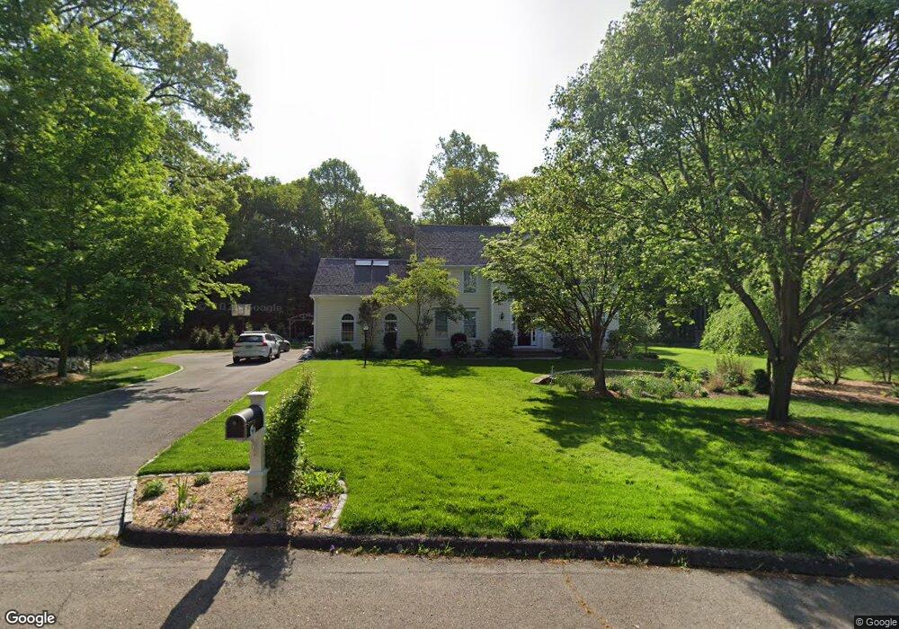 10 Wildrose Ln, Trumbull, CT 06611 - photo 1