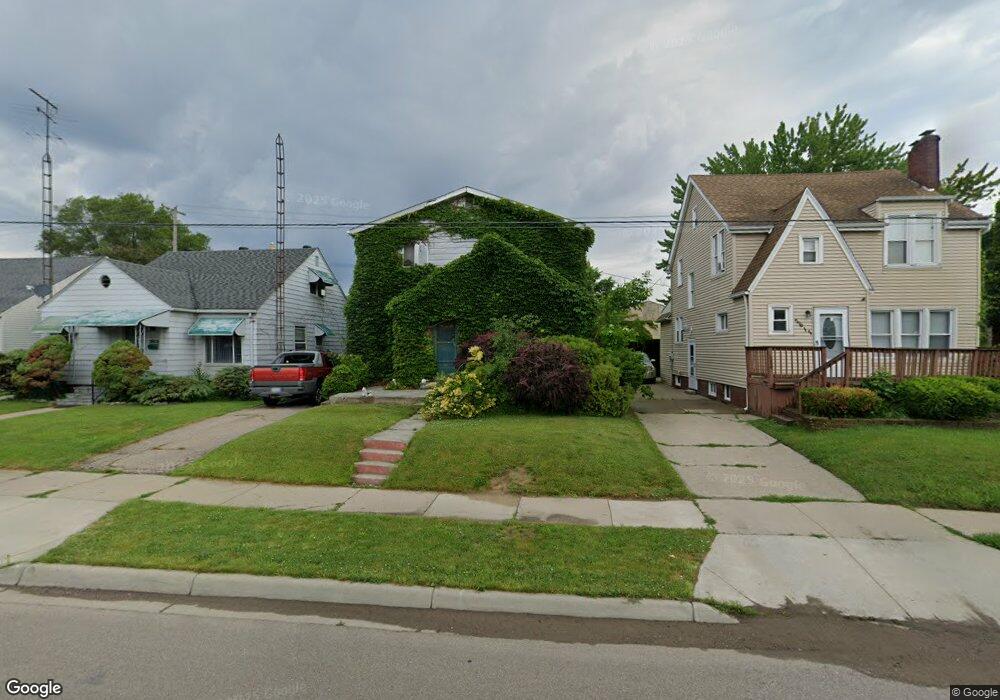 2613 E Court St, Flint, MI 48503 - photo 1