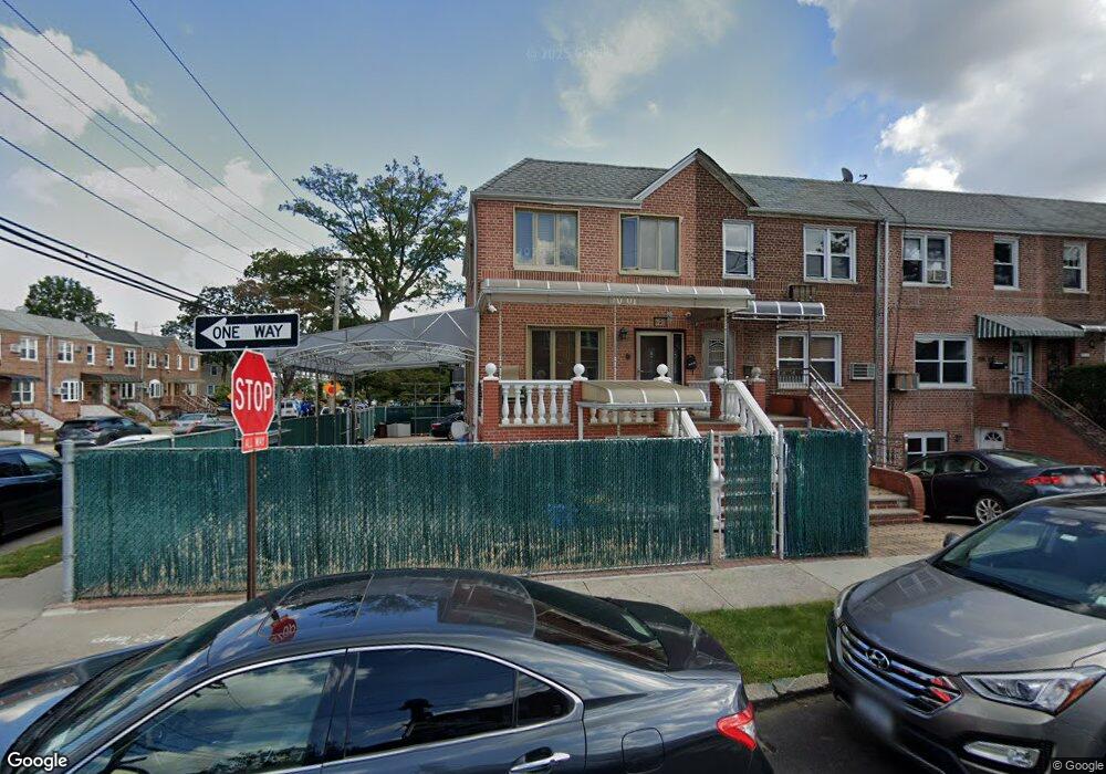 7001 165th St, Fresh Meadows, NY 11365 - photo 1